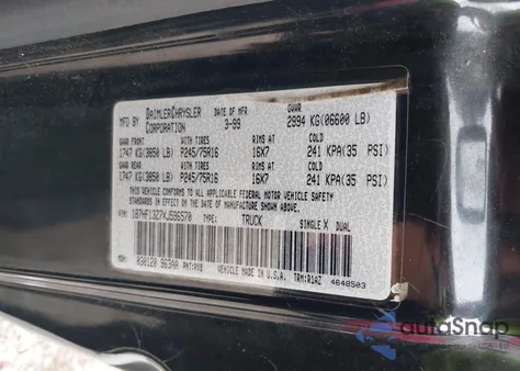 1999 Dodge Ram 1500 z USA, uszkodzony, nr VIN 1B7HF13Z7XJ596570